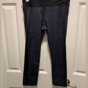 Slightly used Under Armour leggings